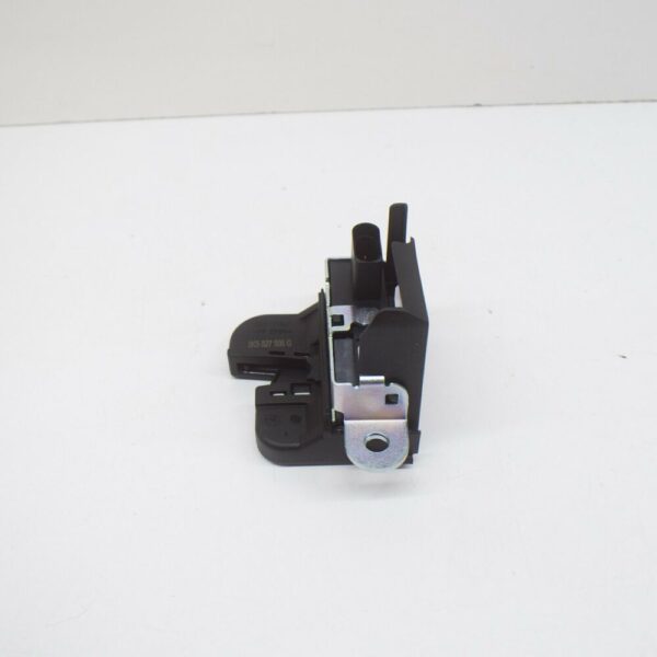 2K5827505G - NEW VOLKSWAGEN CADDY 2K REAR LID LOCK WITH MICROSWITCH 2K5827505G
