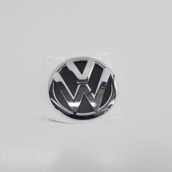 2K5853630ULM - NEW VW CADDY III FURGON 2K MK3 REAR BOOTLID BADGE 2K5853630ULM ORIGINAL