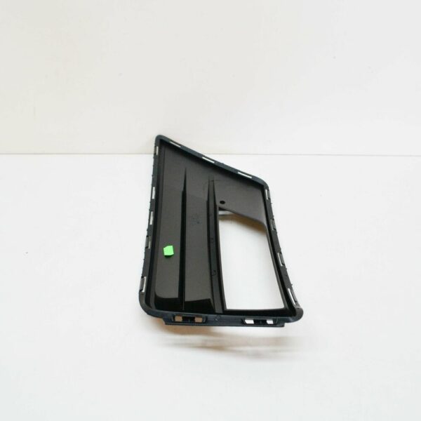 2K5853665F9B9 - NEW VOLKSWAGEN CADDY 2K FRONT LEFT LOWER FOG LIGHT GRILLE 2K5853665F9B9