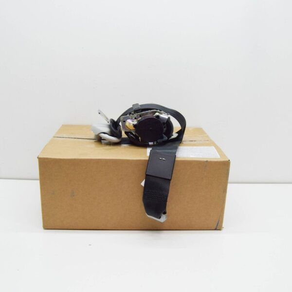 2K5857448A - VW CADDY IV SA MK6 Right Three-Point Seat Seatbelt 2K857448ARYV NEW GENUINE