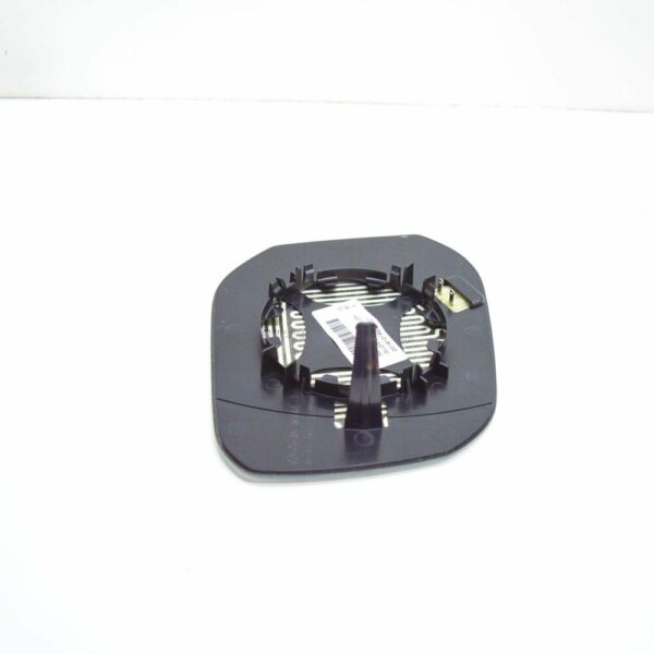 2K5857521C - NEW VOLKSWAGEN CADDY 2K FRONT LEFT DOOR MIRROR GLASS LHD 2K5857521C