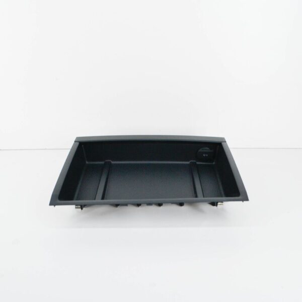 2K6857921C82V - NEW VW CADDY MK3 2K INSTRUMENT PANEL UPPER TRAY RHD 2K6857921C82V