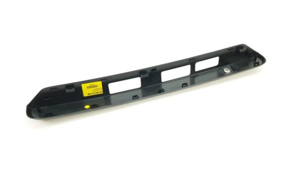 2K7827574B9B9 - NEW VW CADDY MK4 SB REAR WING DOOR GRIP MOLDING 2K7827574B9B9 ORIGINAL
