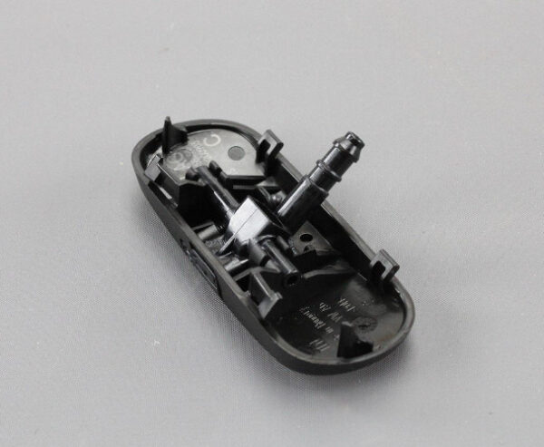 2K7955984 - New VW CADDY SB MK4 WINDSCREEN NOZZLE NOZZLE 2K7955984 GENUINE