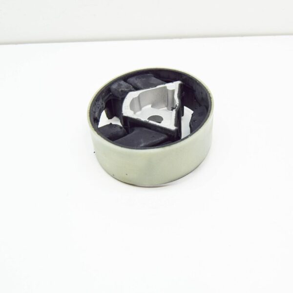 2N0199867 - NEW VOLKSWAGEN CRAFTER SY SZ ENGINE MOUNT SUBFRAME LOWER BUSH 2N0199867 ORIGINAL