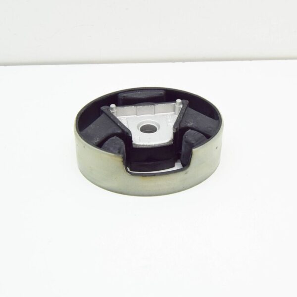 2N0199867 - NEW VOLKSWAGEN CRAFTER SY SZ ENGINE MOUNT SUBFRAME LOWER BUSH 2N0199867 ORIGINAL