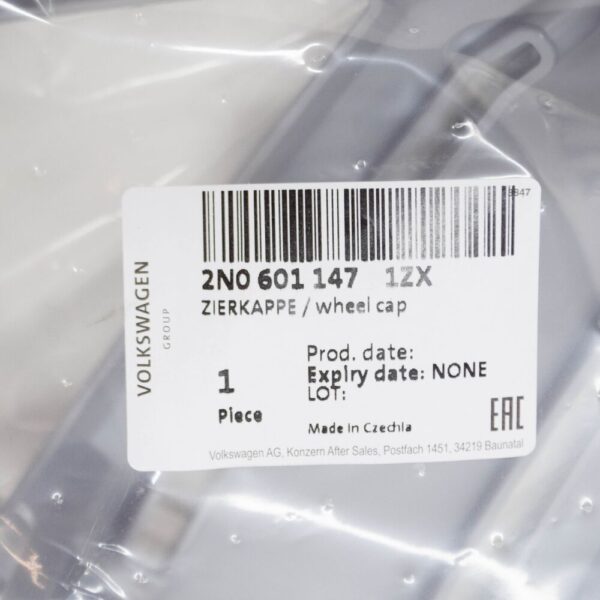2N0601147 - VW CRAFTER SZ MK2 WHEEL HUB COVER TRIM 2N06011471ZX NEW GENUINE