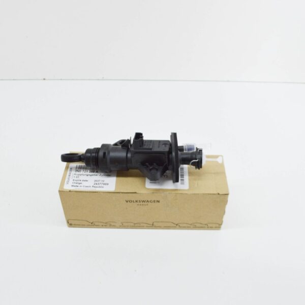 2N0721388A - NEW VOLKSWAGEN CRAFTER SZ CLUTCH PEDAL GENERATOR CYLINDER 2N0721388A ORIGINAL