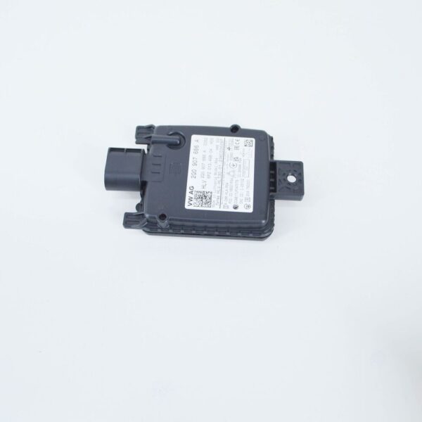 2Q0907686A - NEW VW T-ROC A11 REAR RIGHT BLIND SPOT DETECTION CONTROL UNIT 2Q0907686A