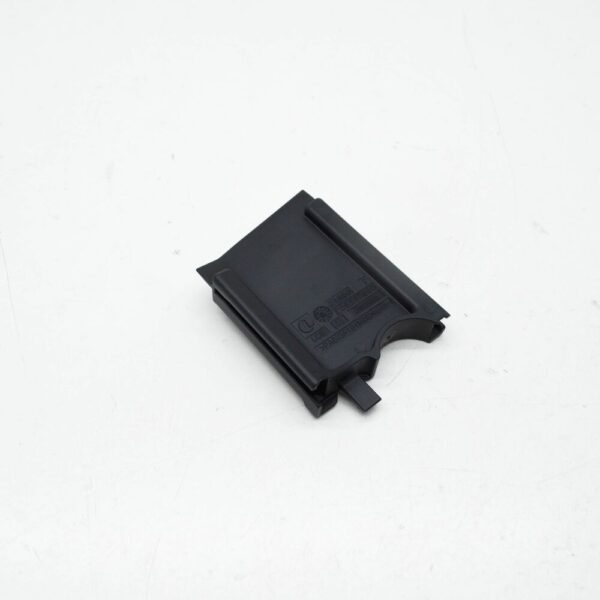 2Q0927165A - NEW VOLKSWAGEN POLO AW FUSE RELAY BOX CLOSING ELEMENT 2Q0927165A ORIGINAL