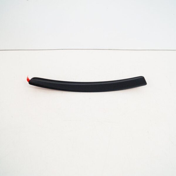 3AA807823 - NEW VOLKSWAGEN PASSAT B7 FRONT LEFT WHEEL ARCH TRIM 3AA807823 2014 ORIGINAL