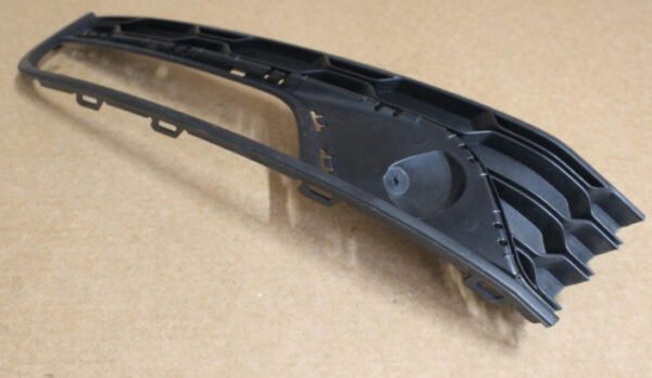 3AA853665E9B9 - NEW VW PASSAT B7 FRONT LEFT BUMPER VENT GRILLE 3AA853665E9B9 ORIGINAL