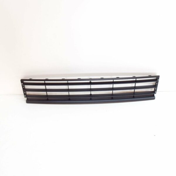 3AA8536719B9 - NEW VOLKSWAGEN PASSAT B7 FRONT BUMPER LOWER CENTER GRILLE 3AA8536719B9