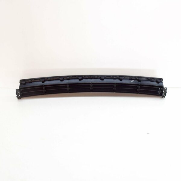 3AA8536719B9 - NEW VOLKSWAGEN PASSAT B7 FRONT BUMPER LOWER CENTER GRILLE 3AA8536719B9
