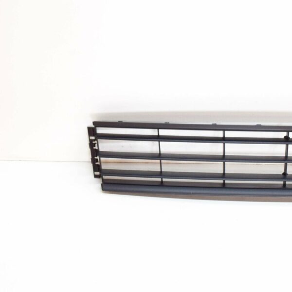 3AA8536719B9 - NEW VOLKSWAGEN PASSAT B7 FRONT BUMPER LOWER CENTER GRILLE 3AA8536719B9