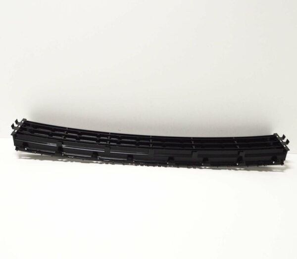 3AA853677C9B9 - NEW VW PASSAT B7 R-LINE FRONT BUMPER CENTER VENT GRILLE 3AA853677C9B9