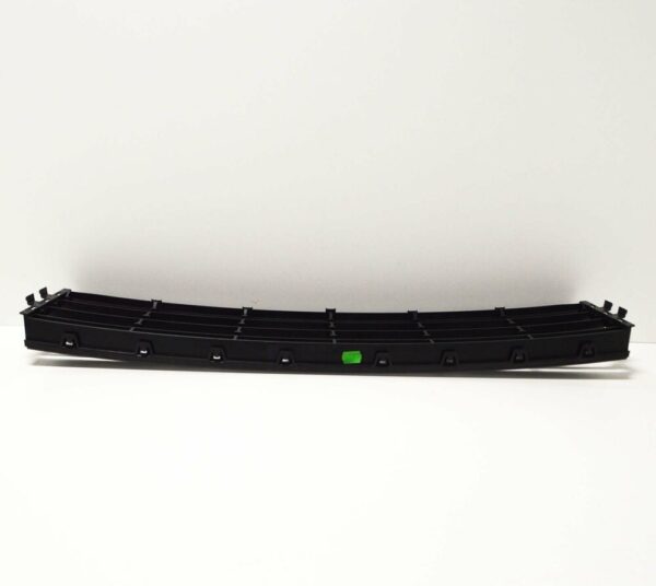 3AA853677C9B9 - NEW VW PASSAT B7 R-LINE FRONT BUMPER CENTER VENT GRILLE 3AA853677C9B9