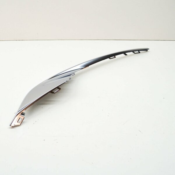 3AA853764B3Q7 - NEW VOLKSWAGEN PASSAT B7 FRONT RIGHT LOWER BUMPER MOLDING 3AA853764B3Q7
