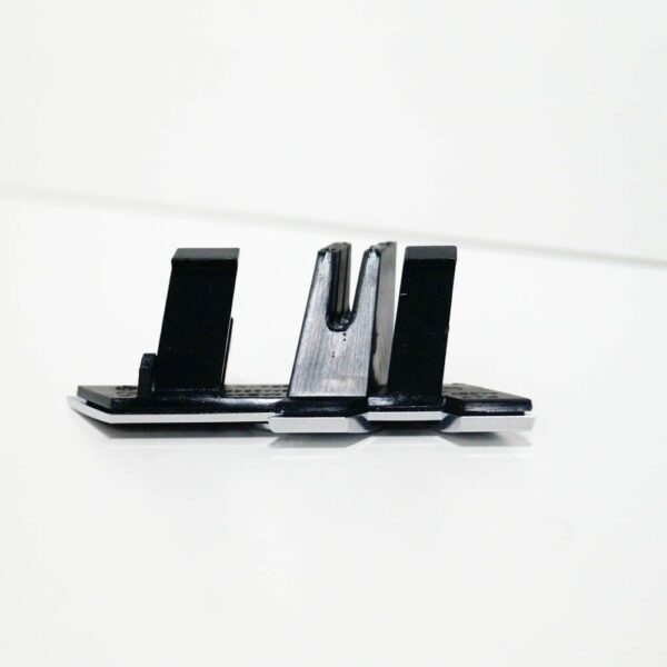 3AA853948 - Volkswagen Passat B7 radiator grille R line emblem badge 3AA853948FXC new