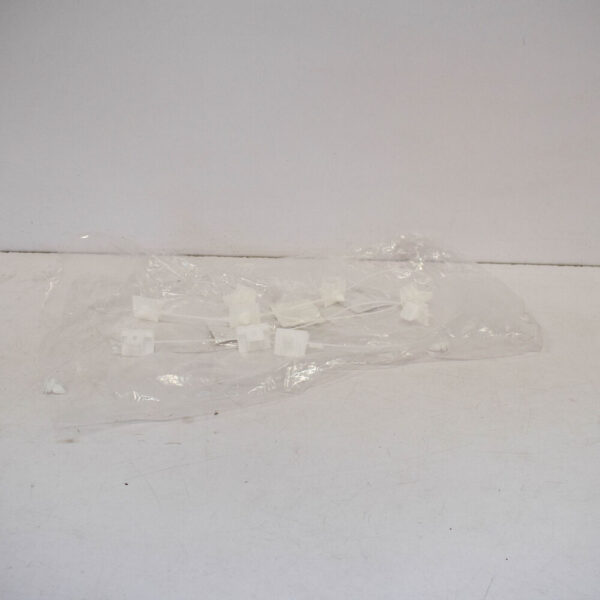 3AA898813A - NEW VW PASSAT 365 LEFT SIDE PLASTIC ROCK CLIP REPAIR 3AA898813A