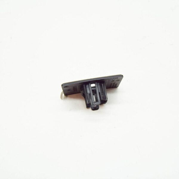 3AA919494C - NEW VW PASSAT VARIANT B7 365 FRONT RIGHT PARKTRONIC HOLDER 3AA919494C ORIGINAL