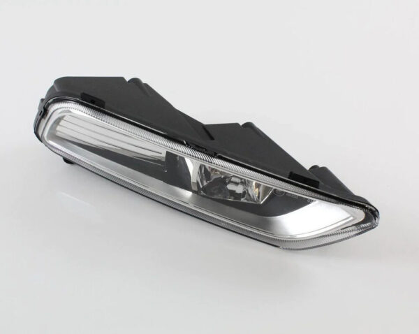 3AA941662E - NEW VOLKSWAGEN PASSAT B7 FRONT RIGHT DAY DRIVING LIGHT 3AA941662E ORIGINAL