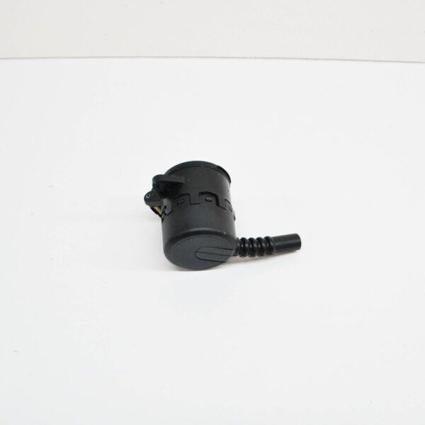 3AA945505 - NEW VOLKSWAGEN CC TRAILER TOWING SOCKET 3AA945505