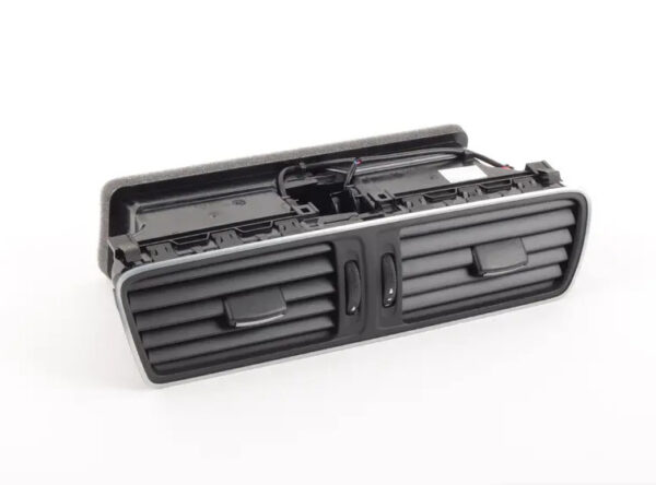3AB819728CMAI - New Genuine VW Passat B7 CC Front Center Air Vent Black Chrome 3AB819728CMAI