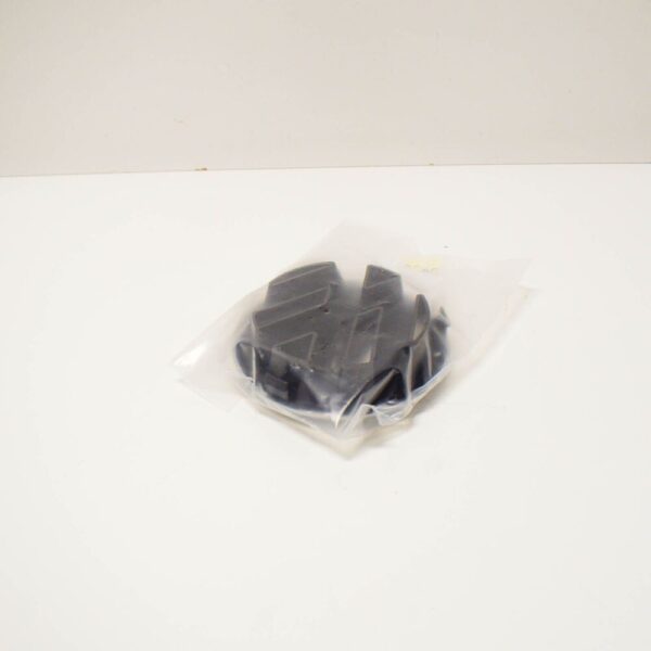 3B0853601CULM - VW Caddy Mk3 new original badge for the radiator grille 3B0853601CULM 2011