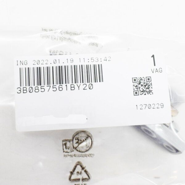 3B0857561BY20 - NEW VOLKSWAGEN AMAROK SUN VISOR RETAINER 3B0857561BY20