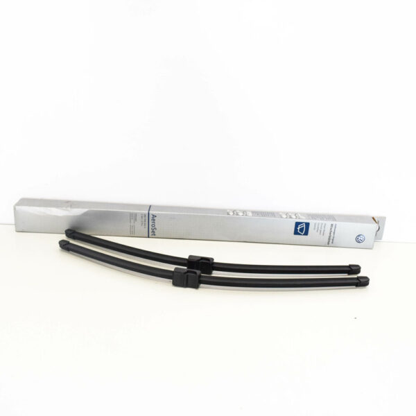 3B0998002A - NEW VOLKSWAGEN PASSAT 3B FRONT WINDSCREEN AERO WIPER BLADES SET LHD 3B0998002A