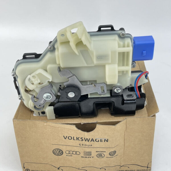 3B2837015AM - NEW VW TRANSPORTER V T5 7H MK5 FRONT LEFT DOOR LOCK 3B2837015AM ORIGINAL