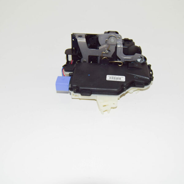 3B2837016AA - VW POLO 9N Front Right Door Lock 3B2837016AA NEW
