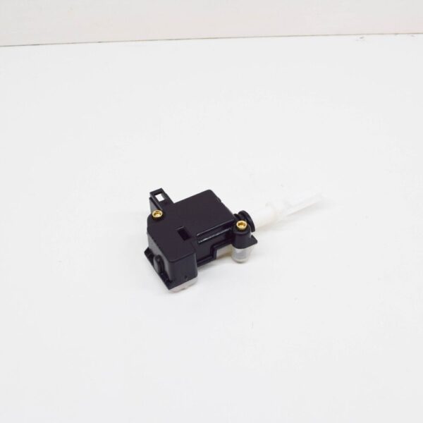 3B5827061C - Volkswagen TOUAREG 7L Rear Lid Lock Servomotor 3B5827061C NEW