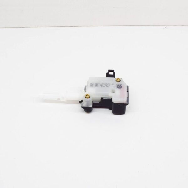 3B5827061C - Volkswagen TOUAREG 7L Rear Lid Lock Servomotor 3B5827061C NEW