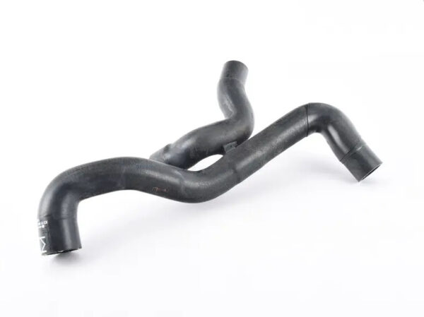 3C0121049J - NEW VW PASSAT B6 3C RADIATOR COOLANT HOSE 3C0121049J