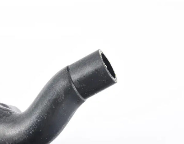 3C0121049J - NEW VW PASSAT B6 3C RADIATOR COOLANT HOSE 3C0121049J