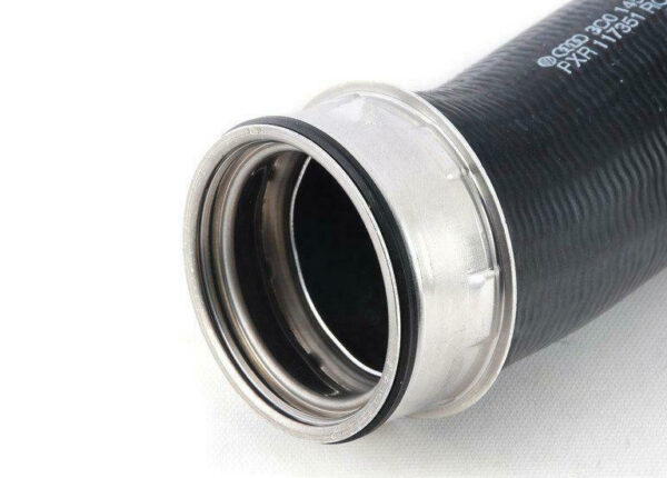 3C0145832Q - NEW VOLKSWAGEN PASSAT B6 CHARGE AIR COOLER CONNECTING HOSE 3C0145832Q