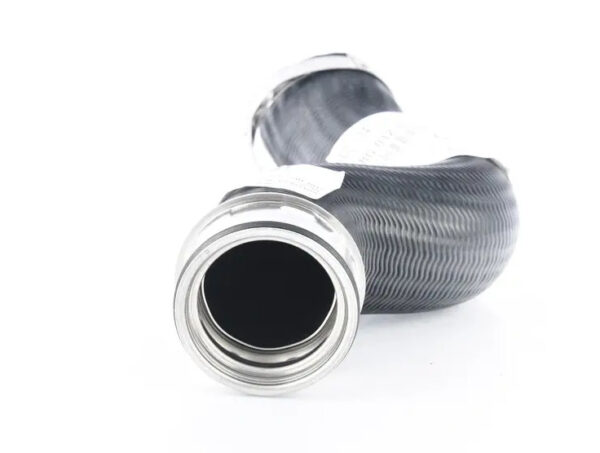 3C0145832R - NEW VW CC 35 TURBOCHARGER INTERCOOLER HOSE 3C0145832R ORIGINAL