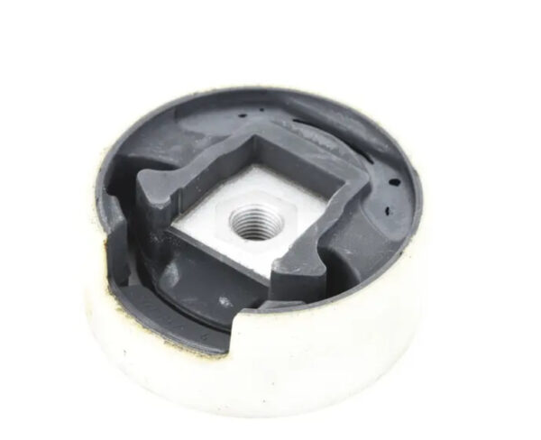 3C0199868B - NEW VW PASSAT B6 ENGIN UPPER BONDED RUBBER BUSH 3C0199868B ORIGINAL