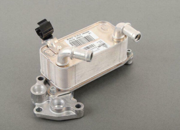 3C0317037B - NEW VOLKSWAGEN PASSAT B6 TRANSMISSION OIL COOLER 3C0317037B ORIGINAL