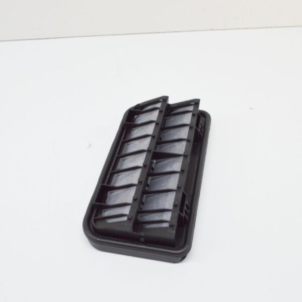3C0819465 - NEW VOLKSWAGEN CC TRUNK AIR VENT TRIM 3C0819465
