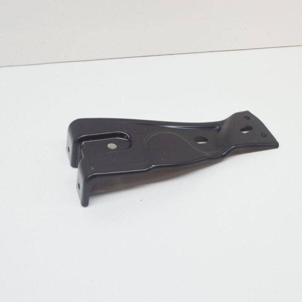 3C0821141 - NEW VOLKSWAGEN PASSAT B6 FRONT LEFT WING FENDER BRACKET 3C0821141