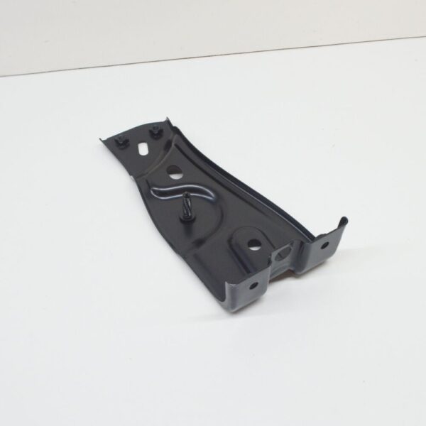 3C0821141 - NEW VOLKSWAGEN PASSAT B6 FRONT LEFT WING FENDER BRACKET 3C0821141