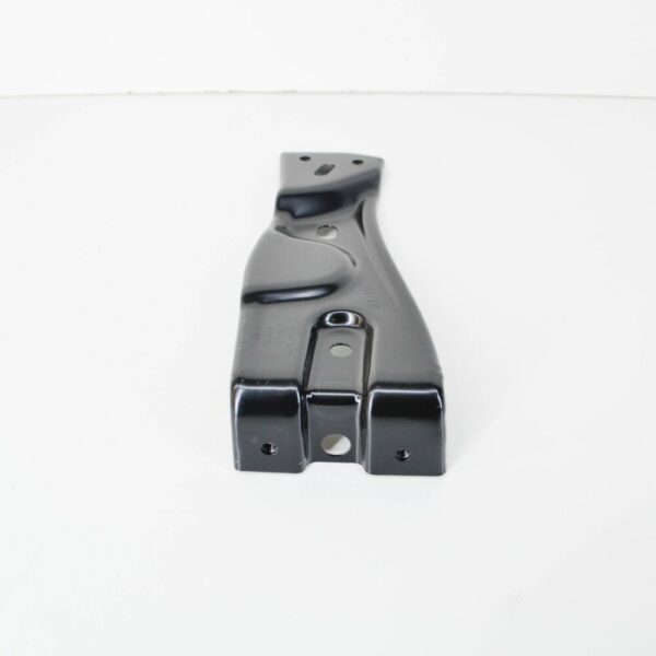 3C0821142 - NEW VOLKSWAGEN PASSAT B6 FRONT RIGHT WING FENDER BRACKET 3C0821142