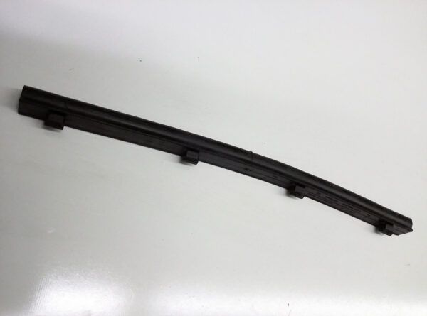 3C0823699 - NEW VOLKSWAGEN PASSAT B6 LEFT HOOD STOP SUPPORT 3C0823699 OEM