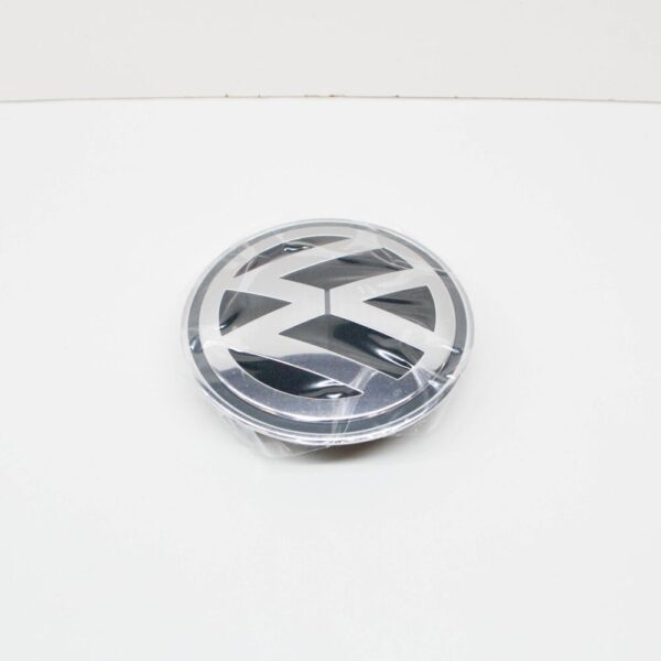 3C0853600AMQH - New Volkswagen JETTA A5 Front Emblem Badge 3C0853600AMQH