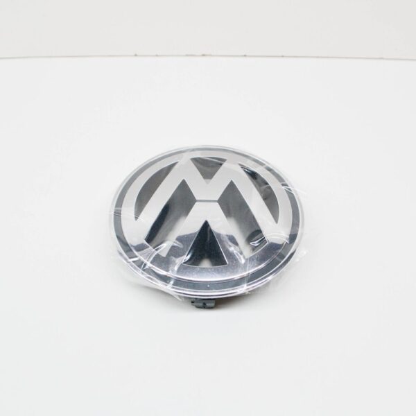 3C0853600AMQH - New Volkswagen JETTA A5 Front Emblem Badge 3C0853600AMQH