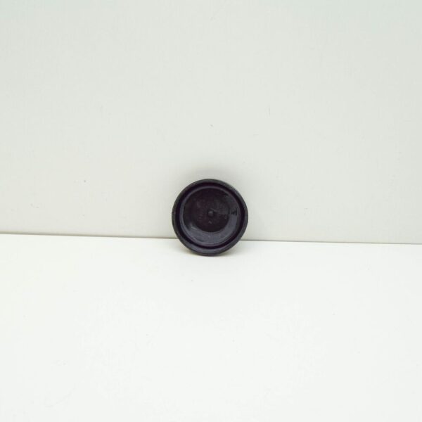 3C0941607C - VW Passat B6 Front Headlight Main Beam Cover Cap 3C0941607C NEW GENUINE
