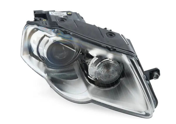 3C0941754M - NEW VOLKSWAGEN PASSAT B6 FRONT RIGHT HEADLIGHT LHD USA 3C0941754M ORIGINAL